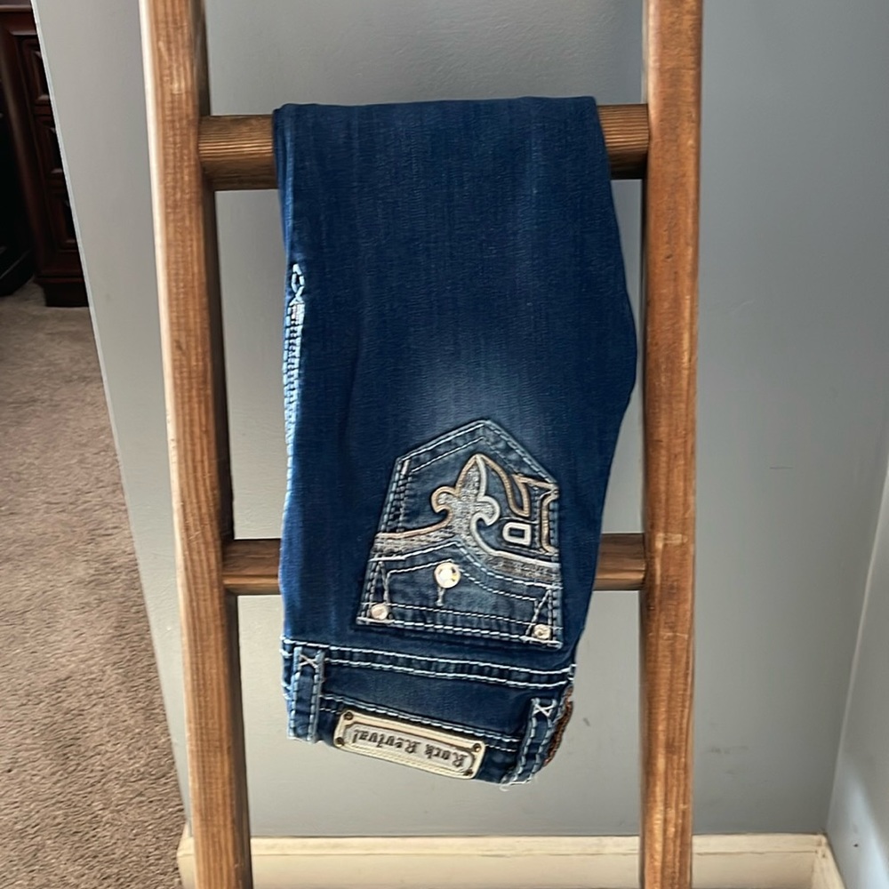 COPY - COPY - Rock revival Sundee size 27 straight jeans.